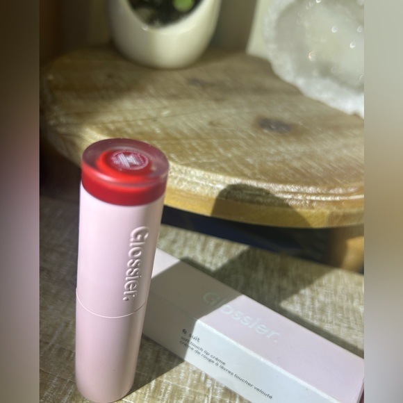 Glossier Suit Soft Touch Lip Cream - Picture 3 of 5